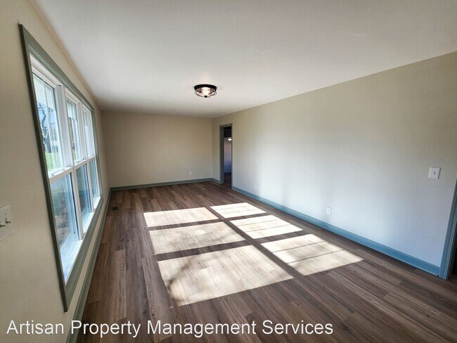 Foto del edificio - 3 br, 2 bath House - 226 Derby Ln.