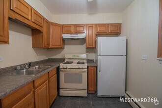 Building Photo - 13027 Seeley Ave
