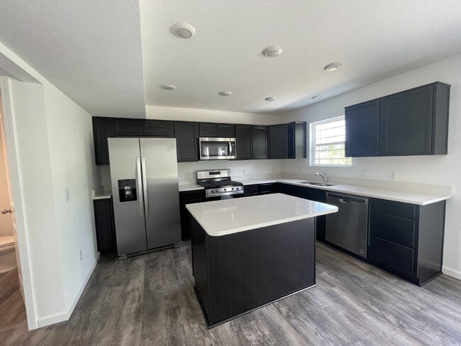 Foto del edificio - Home is currently for sale or rent.  If re...