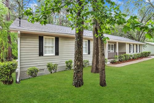 Foto del edificio - 6452 Swift Creek Rd