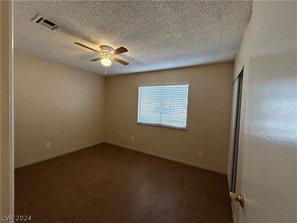 Foto principal - 5513 W Bartlett Ave