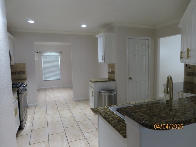 Foto del edificio - 15631 S Fall Fern Cir