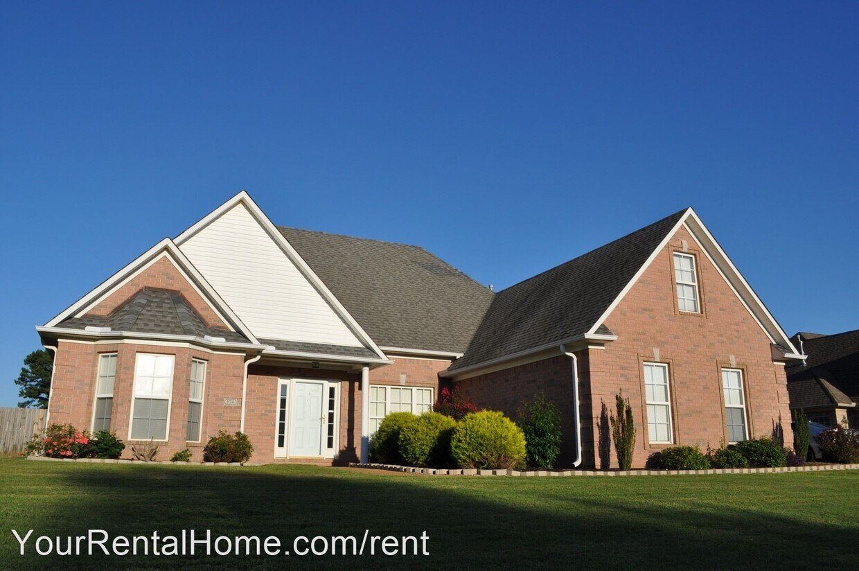 Primary Photo - 4 br, 2 bath House - 174 Stonecreek Lane