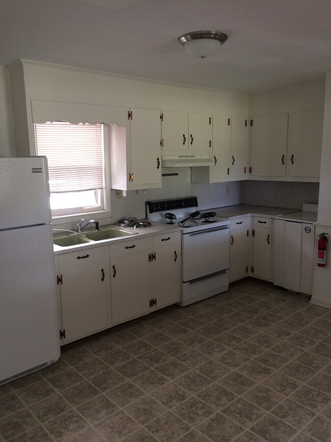 Foto del edificio - 4358 Eastern Pines Rd