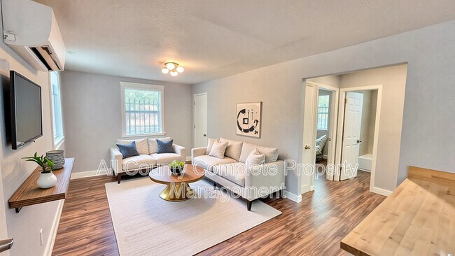 Foto del edificio - 3018 Pearce St