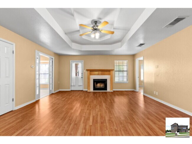 Building Photo - 3923 Oak Valley Dr