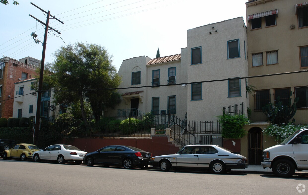 Foto principal - 542 S Coronado St