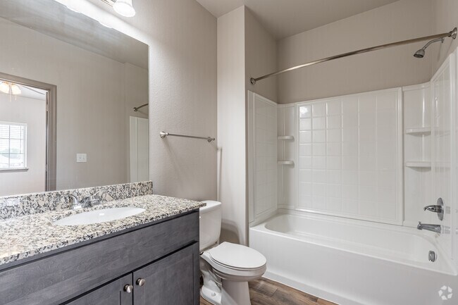 K - 1BD,1BA - Lone Oak Apartments