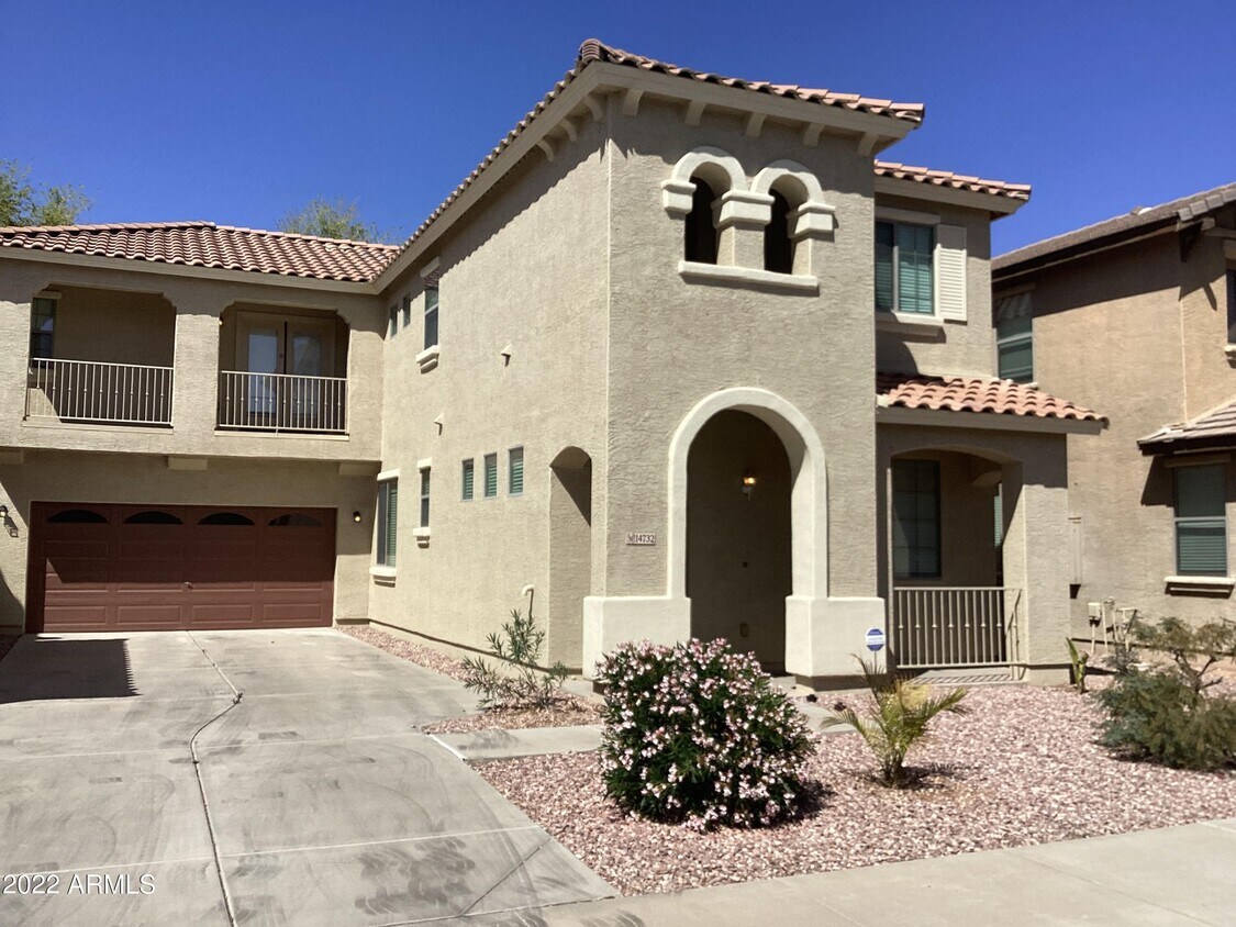 Primary Photo - 14732 W Poinsettia Dr