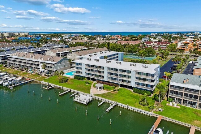 Foto del edificio - 719 Pinellas Bayway S