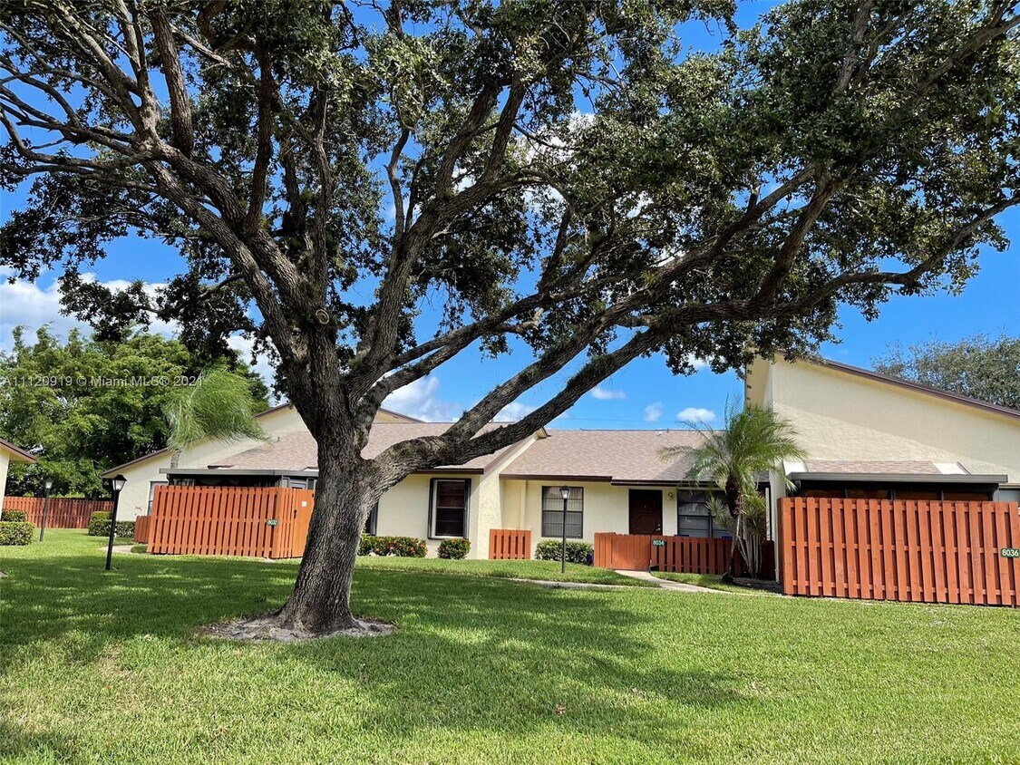 8034 SE Villa Cir Unit 2712, Hobe Sound, FL 33455 Condo for Rent in