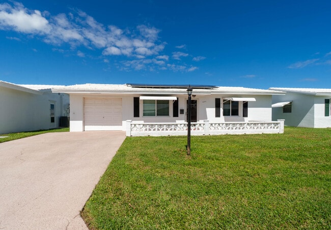Foto del edificio - 2391 SW 13th Terrace
