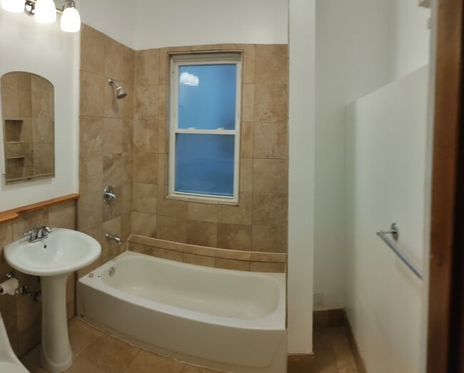 Bath - 2450 W Gunnison St