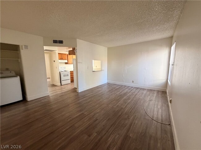 Building Photo - 1308 N Jones Blvd