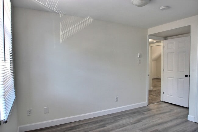 Photo du bâtiment - 141 St. George St