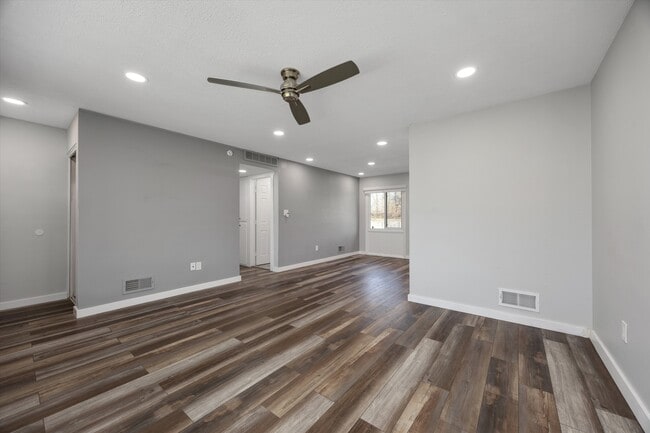 Foto del edificio - 37880 Wendy Lee St