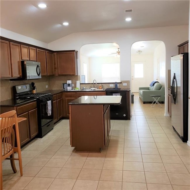 Building Photo - 12616 Timber Heights Dr