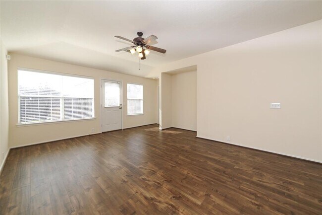 Building Photo - 15027 Sugar Sweet Dr
