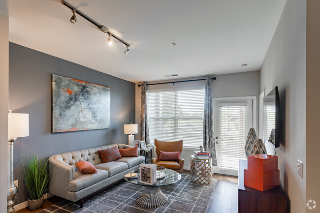 1HAB, 1BA - 673 ft² - Discovery Square