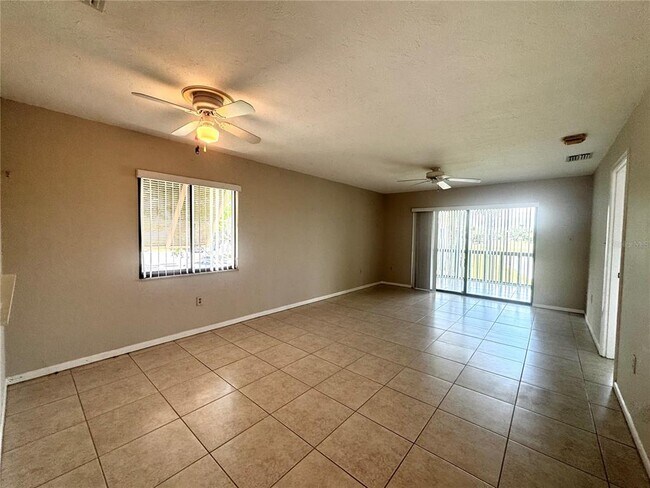 Foto del edificio - 5207 Willow Links