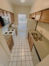 Building Photo - 6666 Harbor Town Dr