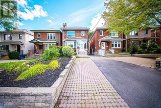Building Photo - 169 Lawrence Ave W