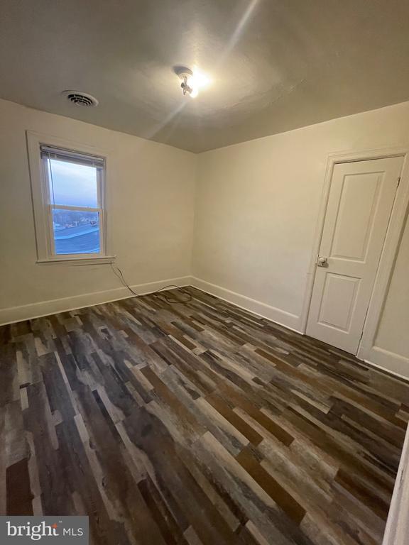 Foto del edificio - 29-31-31 E High St