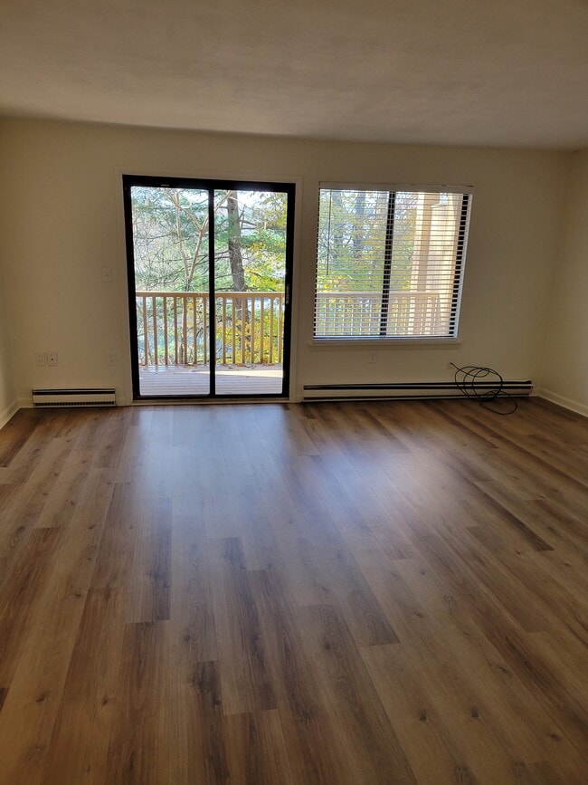 Building Photo - 11 Great Oak Ct