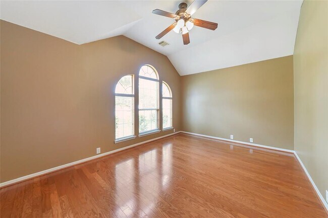 Building Photo - 9004 Sun Glen Ct