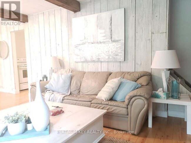 Photo du bâtiment - 5409 Oak Ave