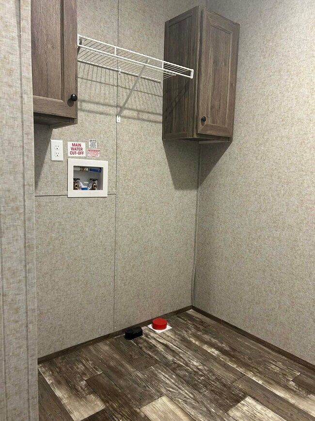 Foto del edificio - 1465 Hwy 29