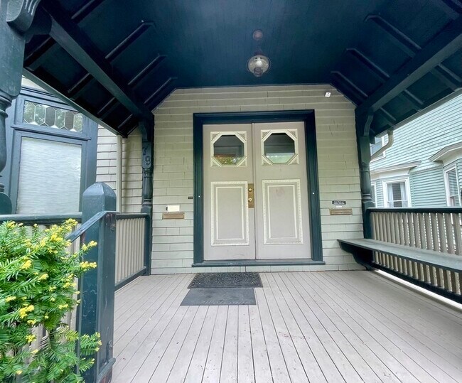 Building Photo - 79 Aspinwall Ave