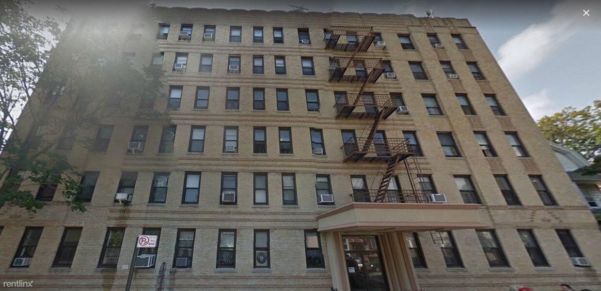 Primary Photo - 1 br, 1 bath Apartment - 960 E 12th St 2B