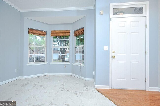 Foto del edificio - 2594 Laurel Cir NW
