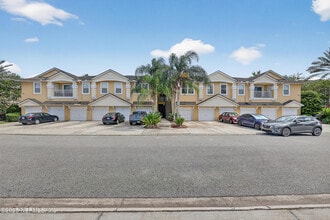 Building Photo - 209 Larkin Pl