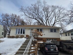 Building Photo - 1466 Charlton St