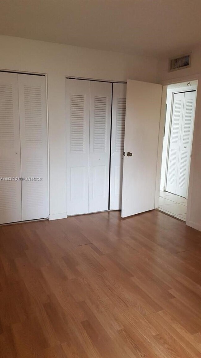 Foto del edificio - 2150 SW 16th Ave