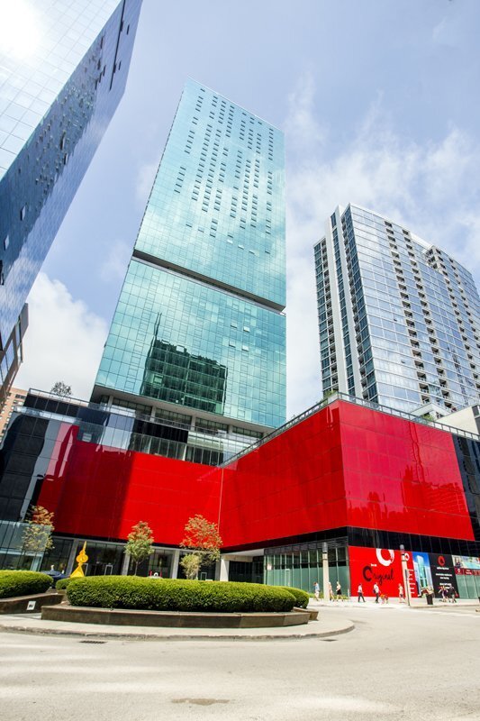 Primary Photo - Modern Apartment in the Heart of Downtown
