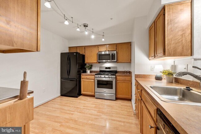 Foto del edificio - 6111 Wigmore Ln