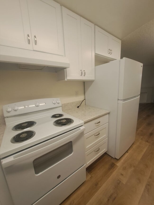 Building Photo - AR6290