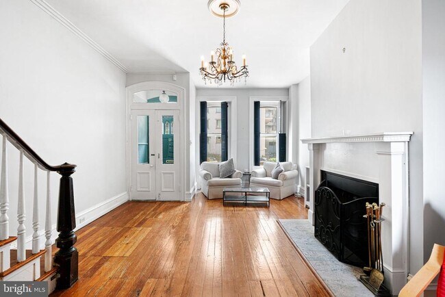 Foto del edificio - 2411 Fairmount Ave