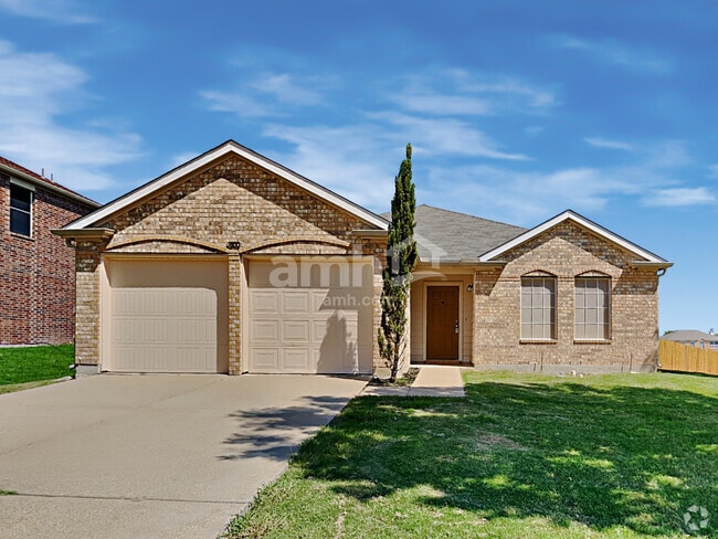 Building Photo - 1600 Waters Edge Dr