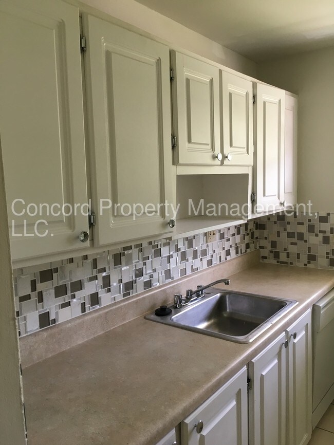 Building Photo - 1507 Argyle Dr