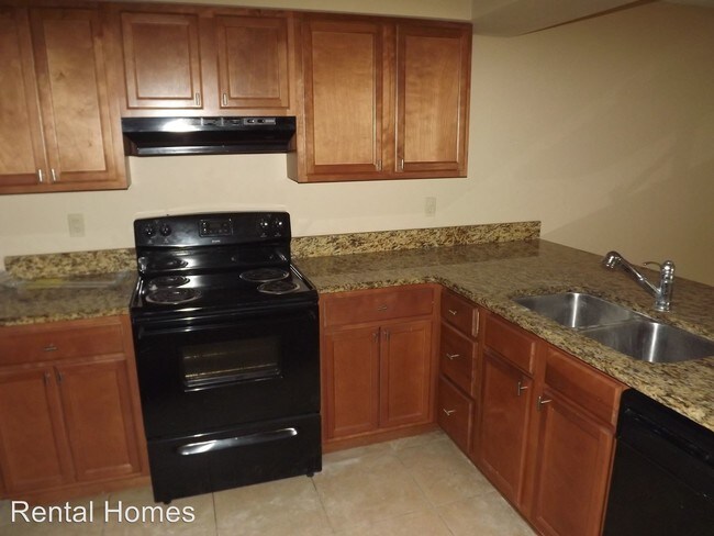 Building Photo - 2 br, 2 bath House - 1241 Sophie Blvd.