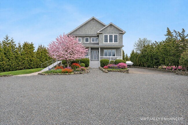 Foto del edificio - 176 Beach Ln