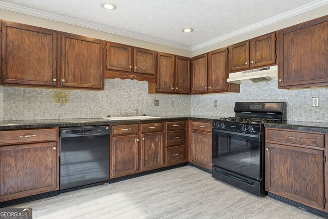 Building Photo - 1015 Plantation Way