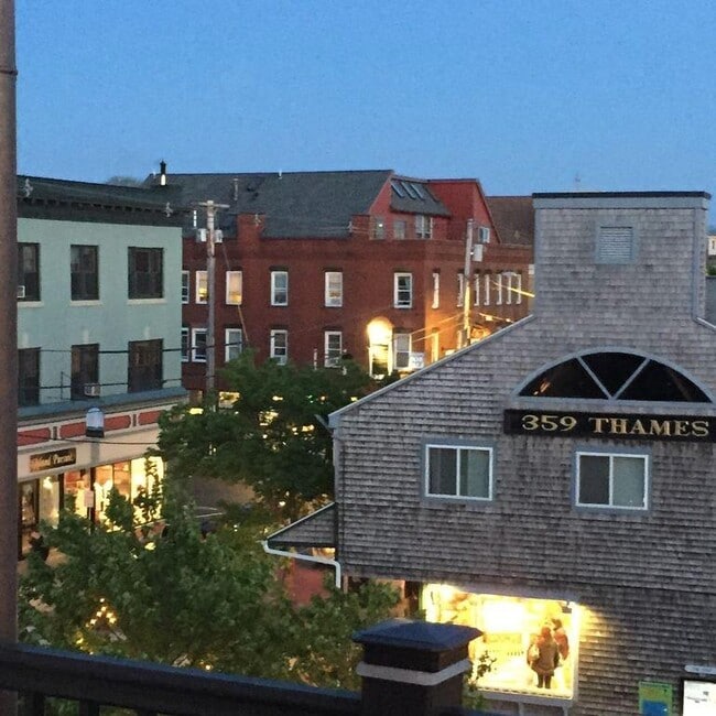 Building Photo - 378 Thames St Building Photo - 378 Thames St