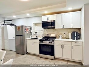 Building Photo - 1456 44th St