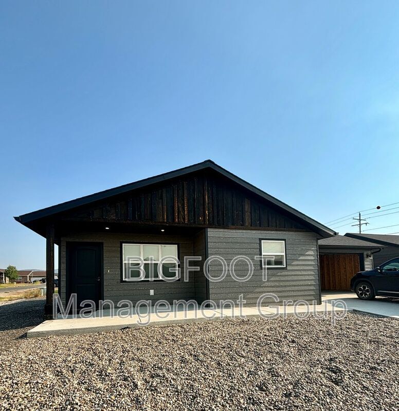Primary Photo - 7995 Avocet Dr