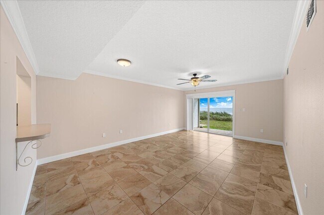 Building Photo - 199 Florida A1A